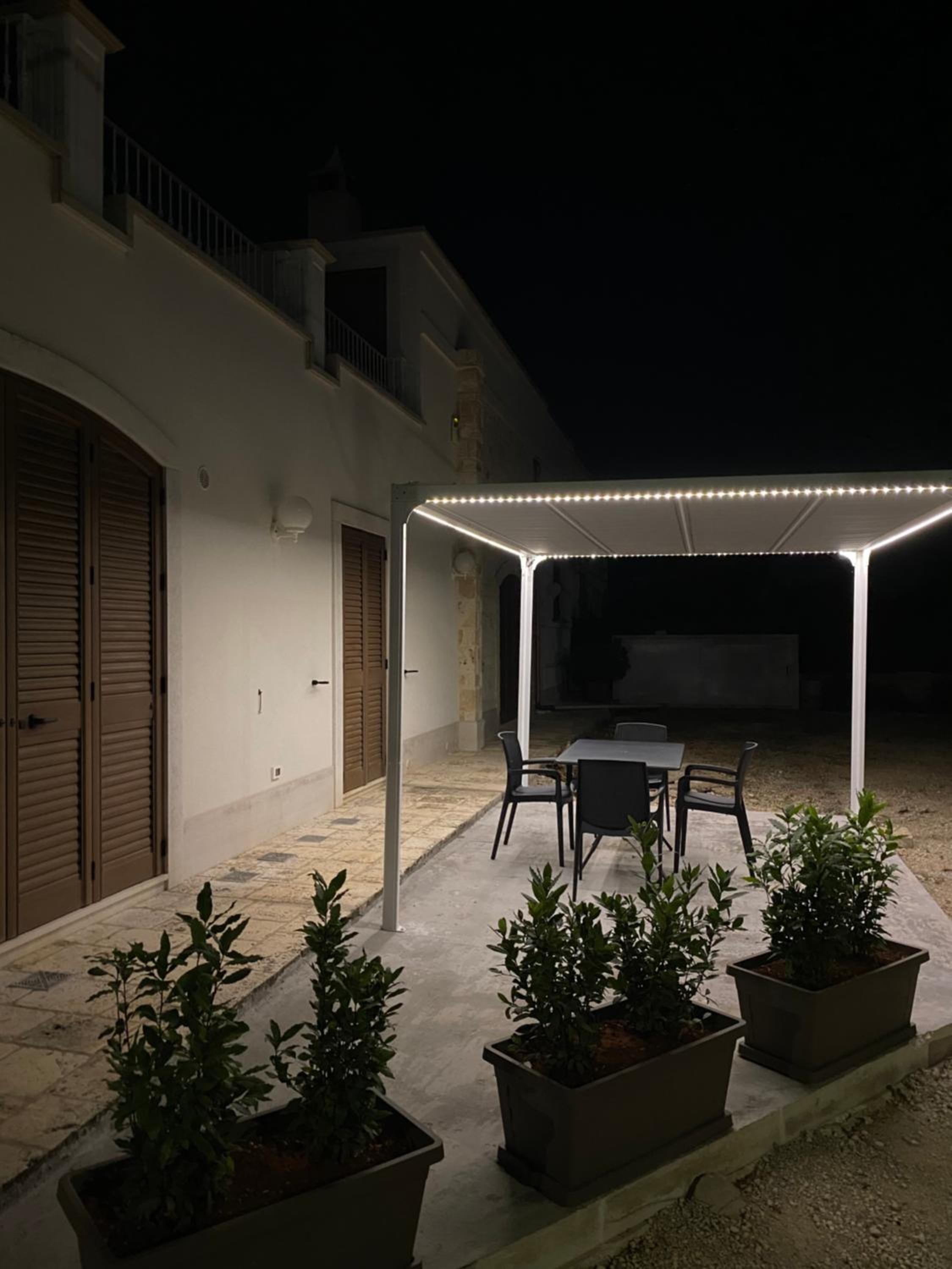 Lina 840 en Monopoli — balance & terrace