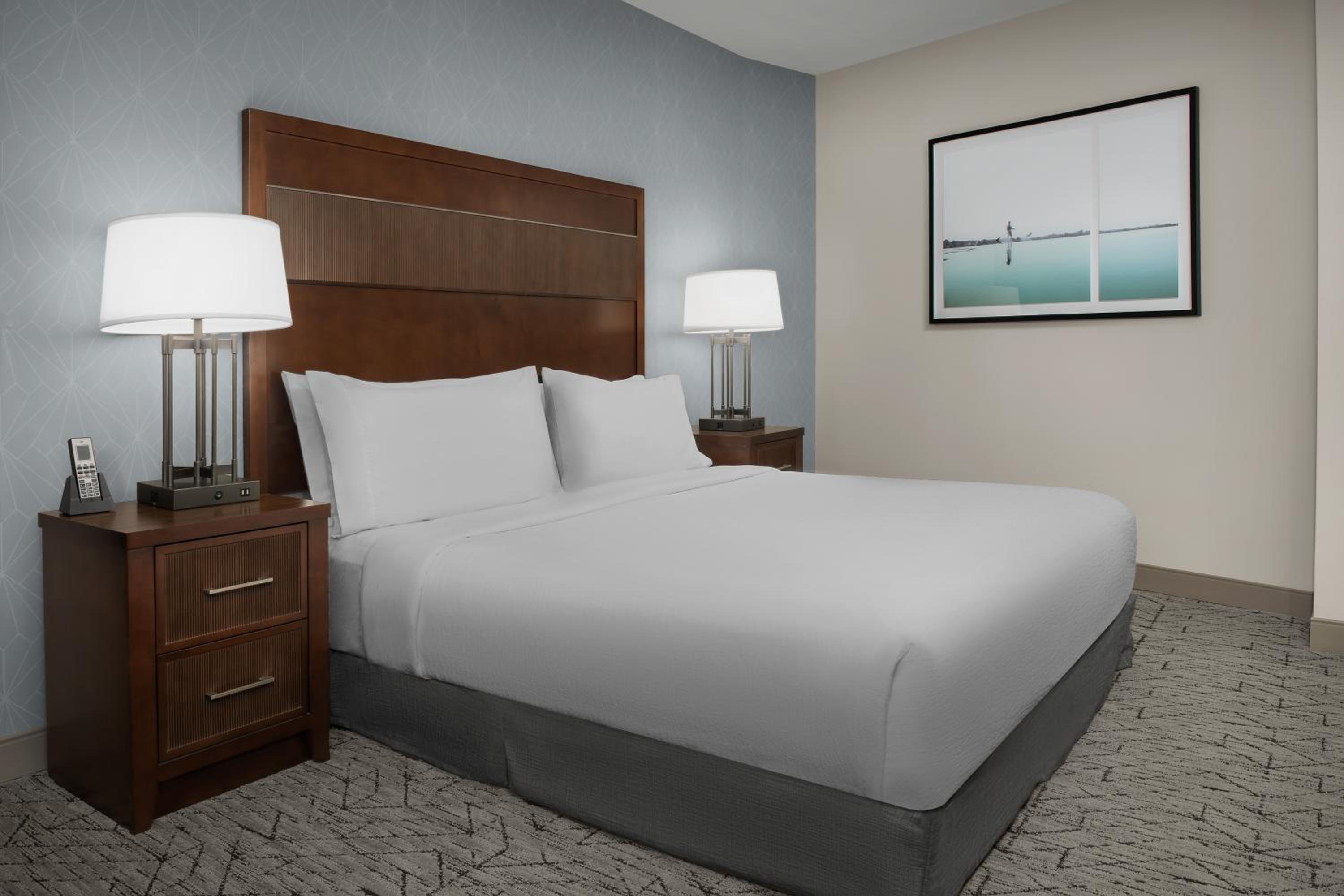 Springfield Vacations - Embassy Suites Springfield - Property Image 70