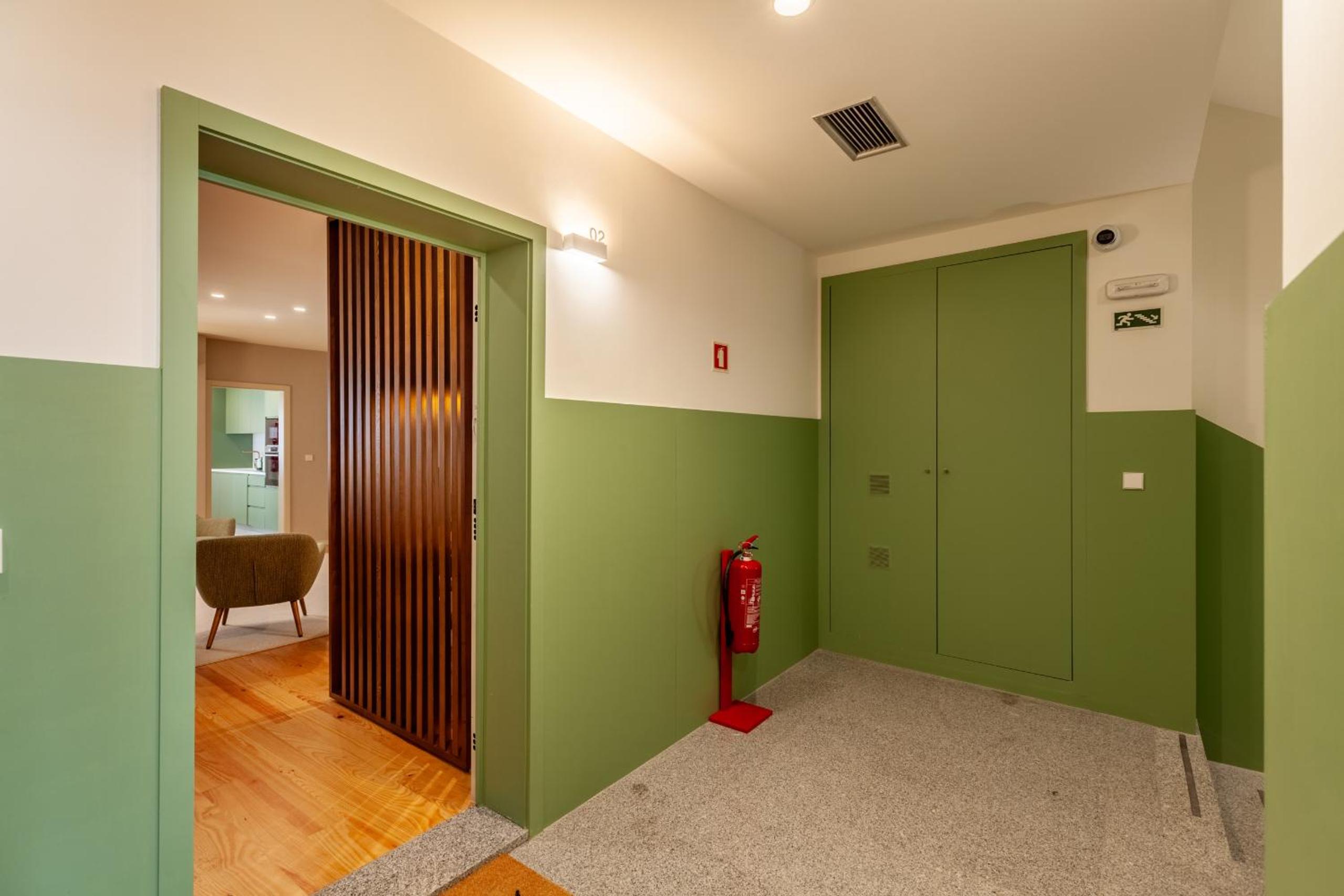 Savvy Signature Apartments