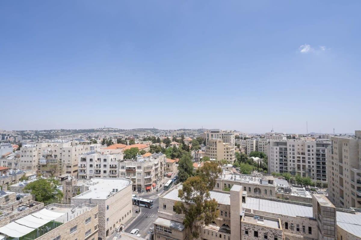 Exclusive 1 Bdm Apartment Parking City Center