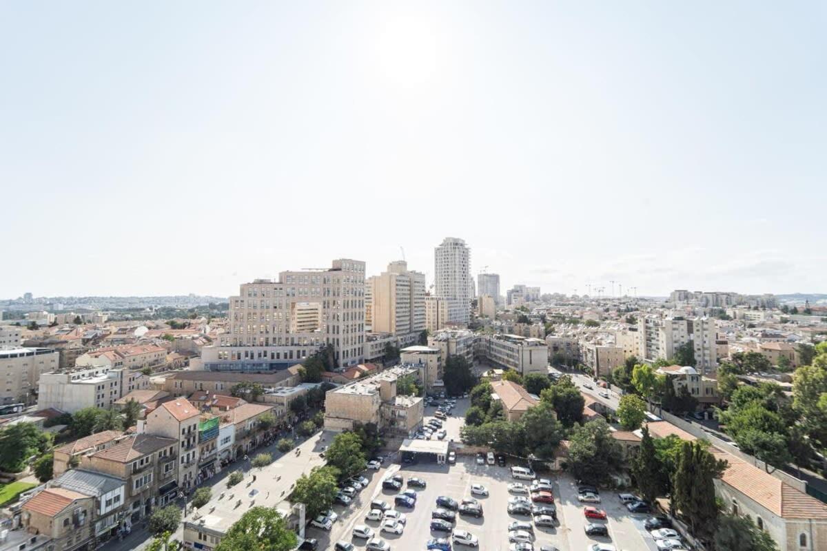 Exclusive 1 Bdm Apartment Parking City Center