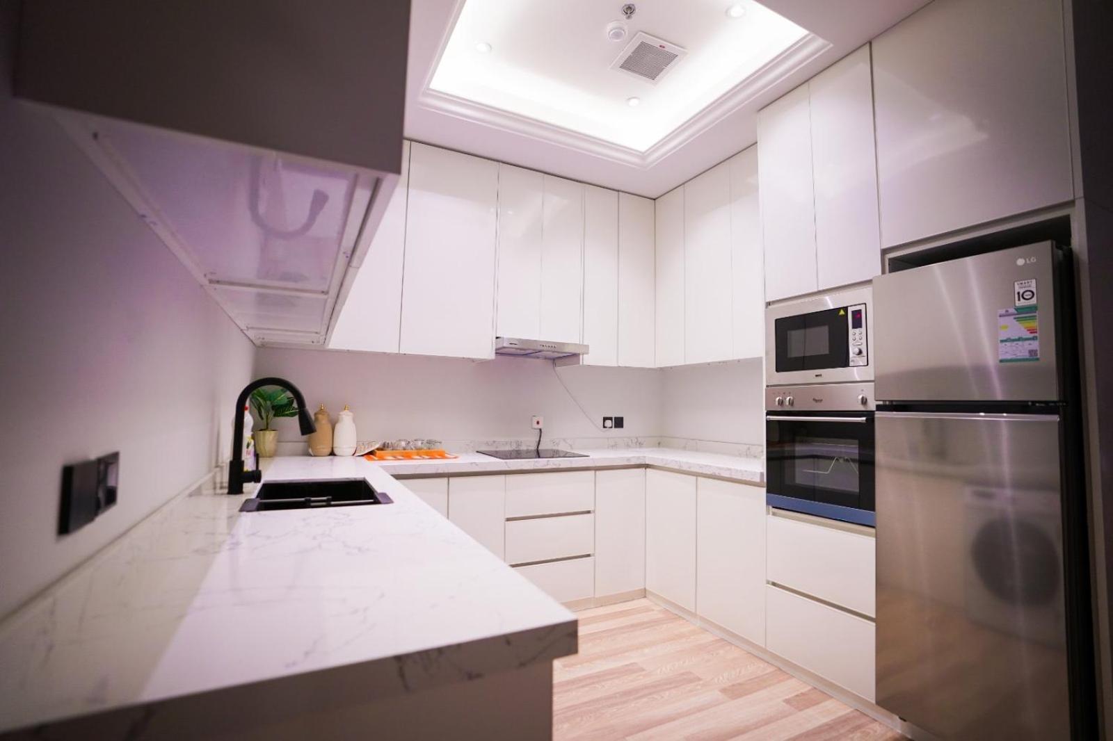 luxury Apartment Al Majdiah Residence,5