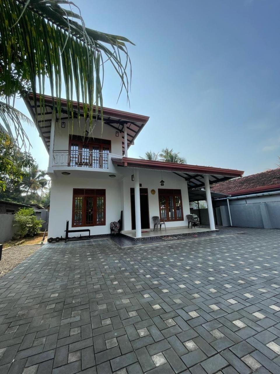 Slater Villa view 3