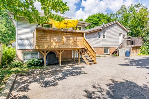 Niko’s estate