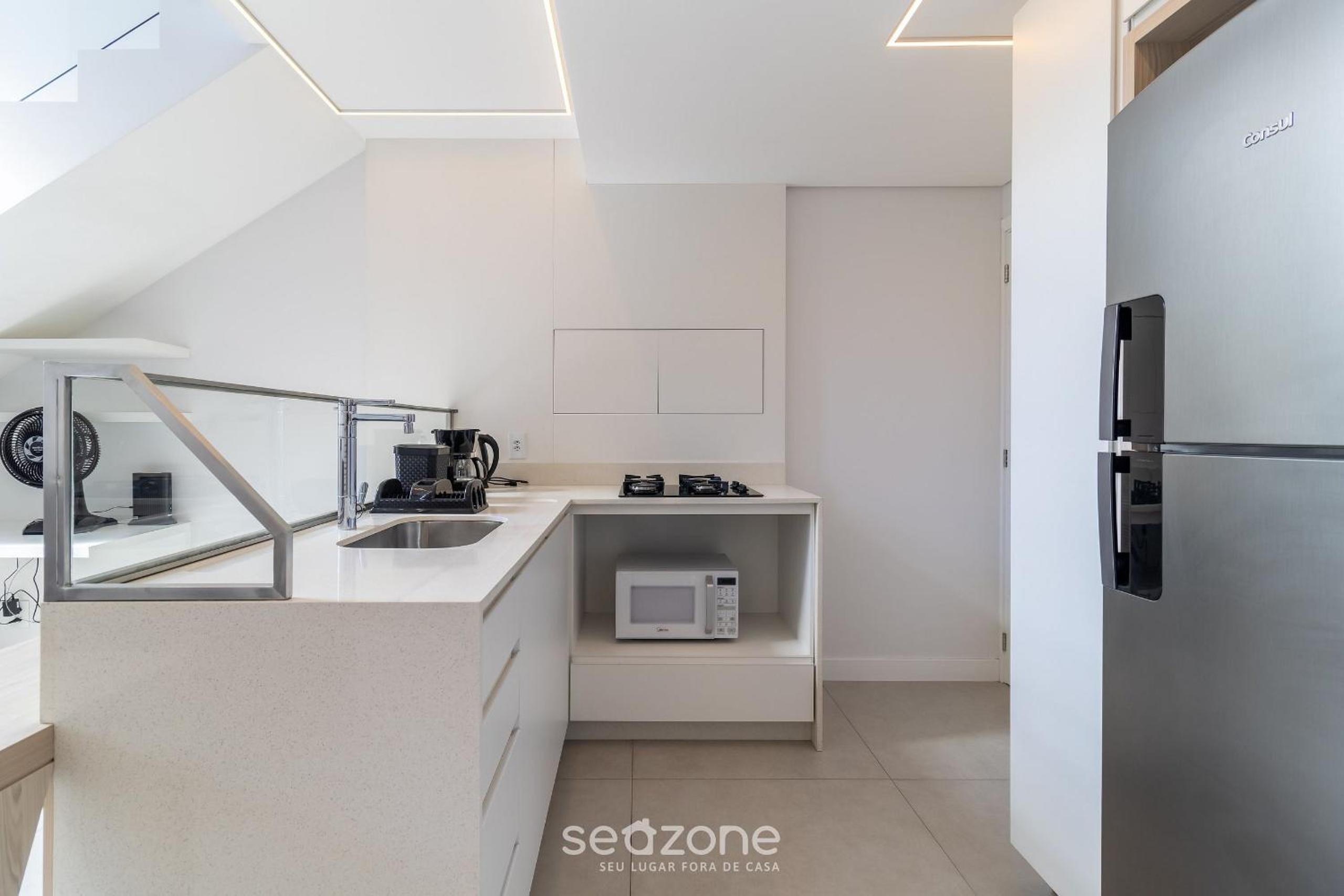 YHD - Condominium with pool near UFSC Located in Carvoeira, this condominium is an excellent choi