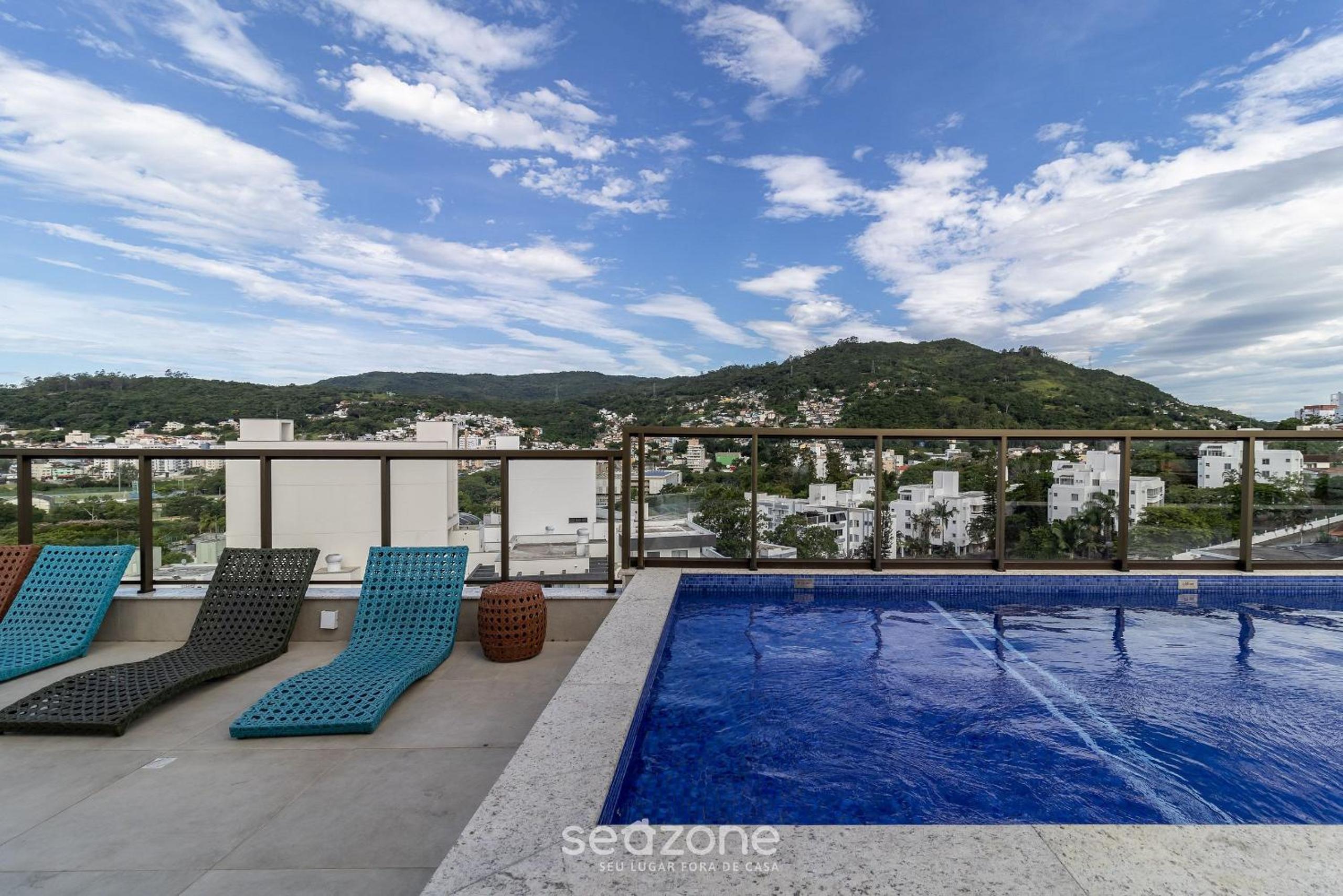 YHD - Condominium with pool near UFSC Located in Carvoeira, this condominium is an excellent choi