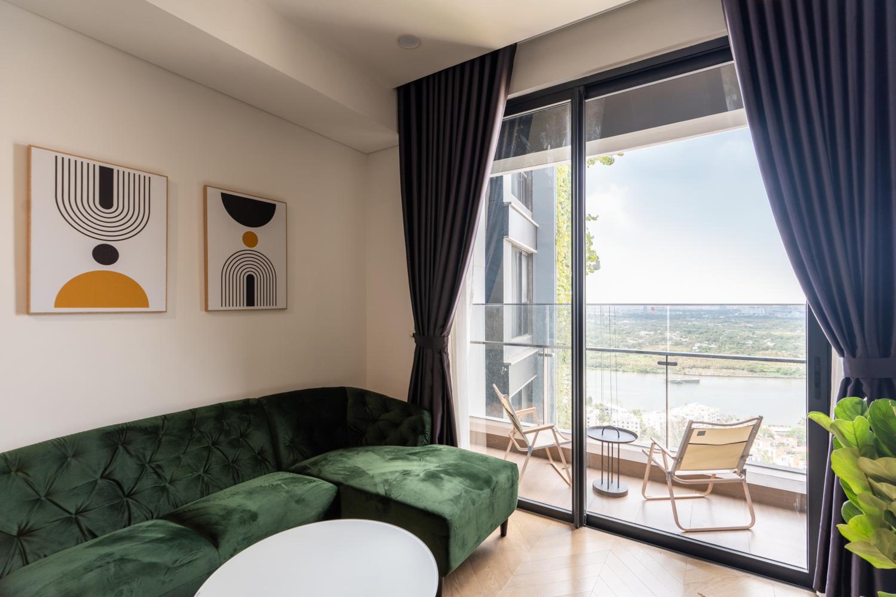 Smile Home - Lumiere Riverside - Luxury Stay in Thao Dien