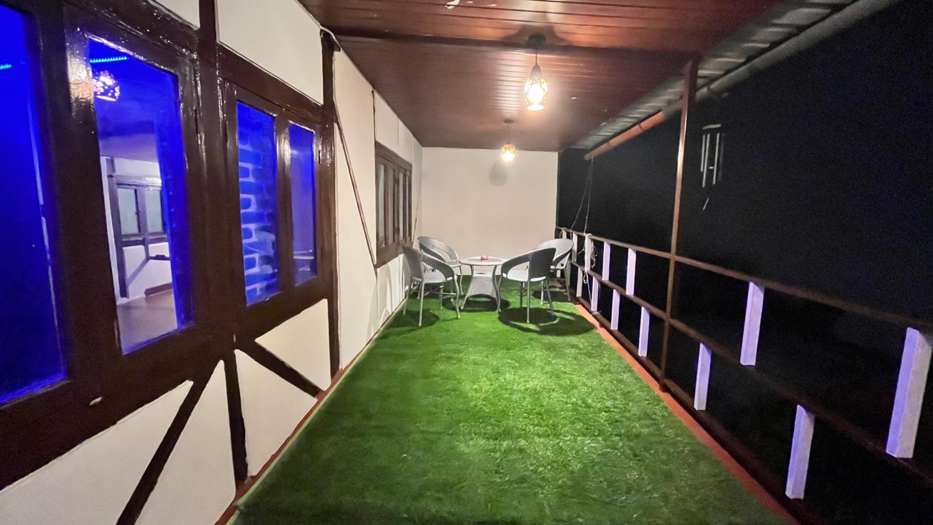 Mount Olympus Lounge