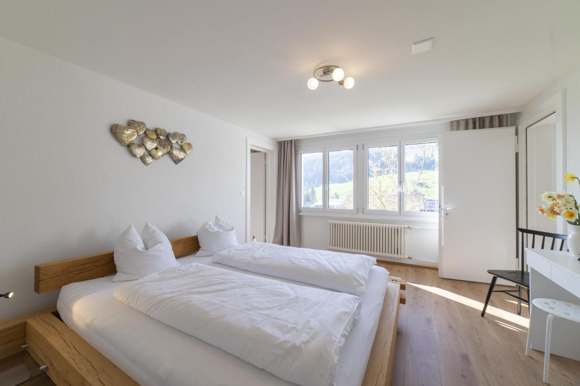 Lisighaus view 3