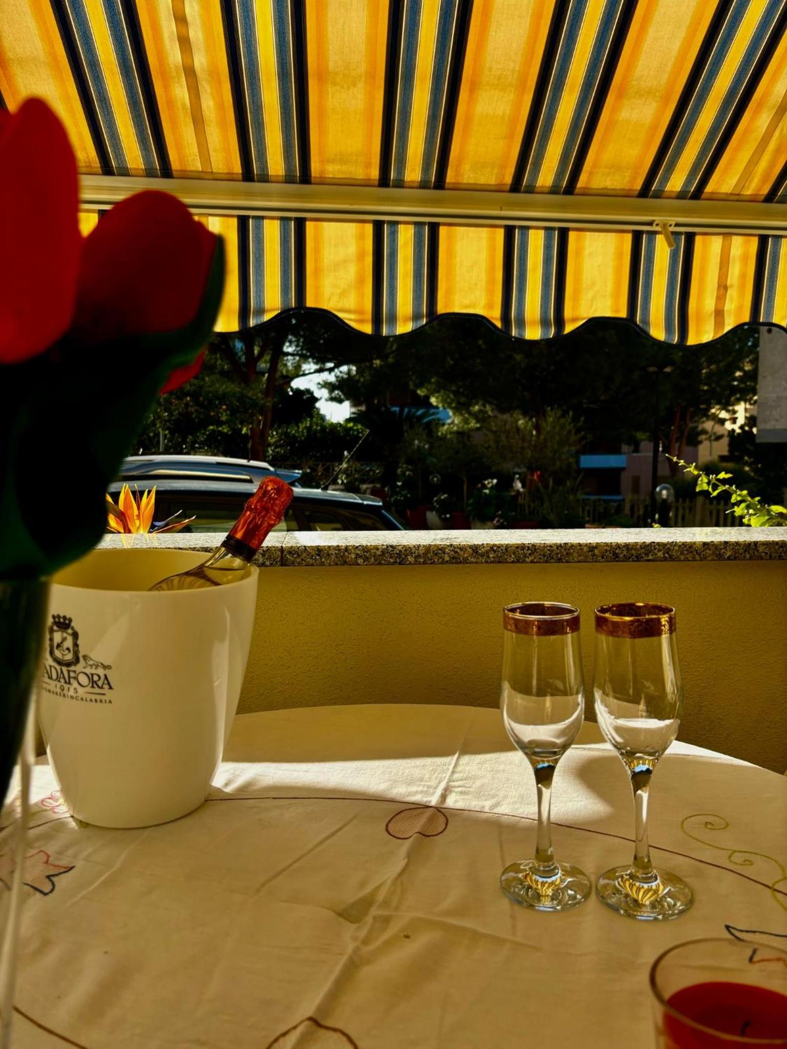 Casa Numea - free parking photo 2