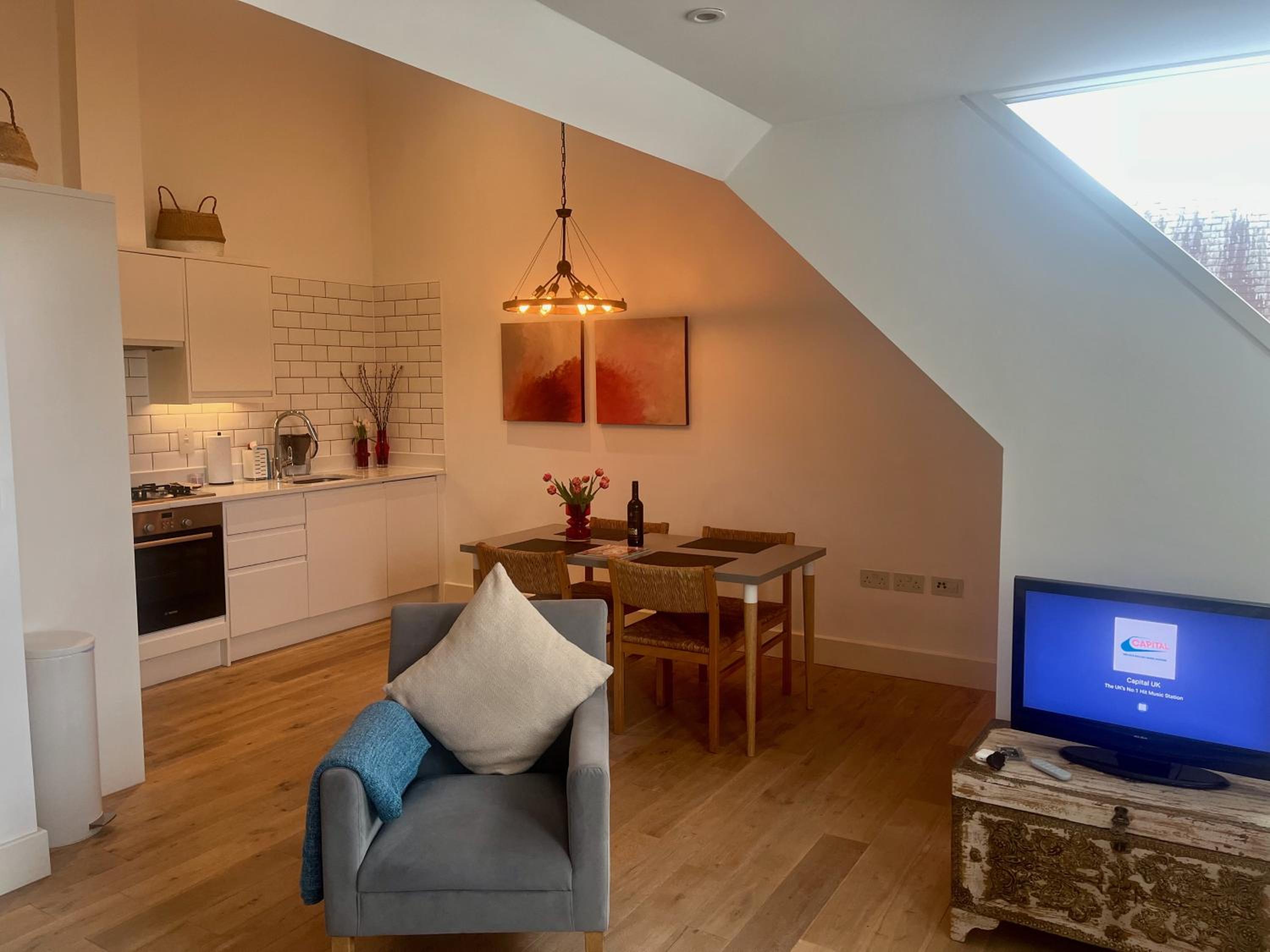 Spacious 1 Bed Flat in London