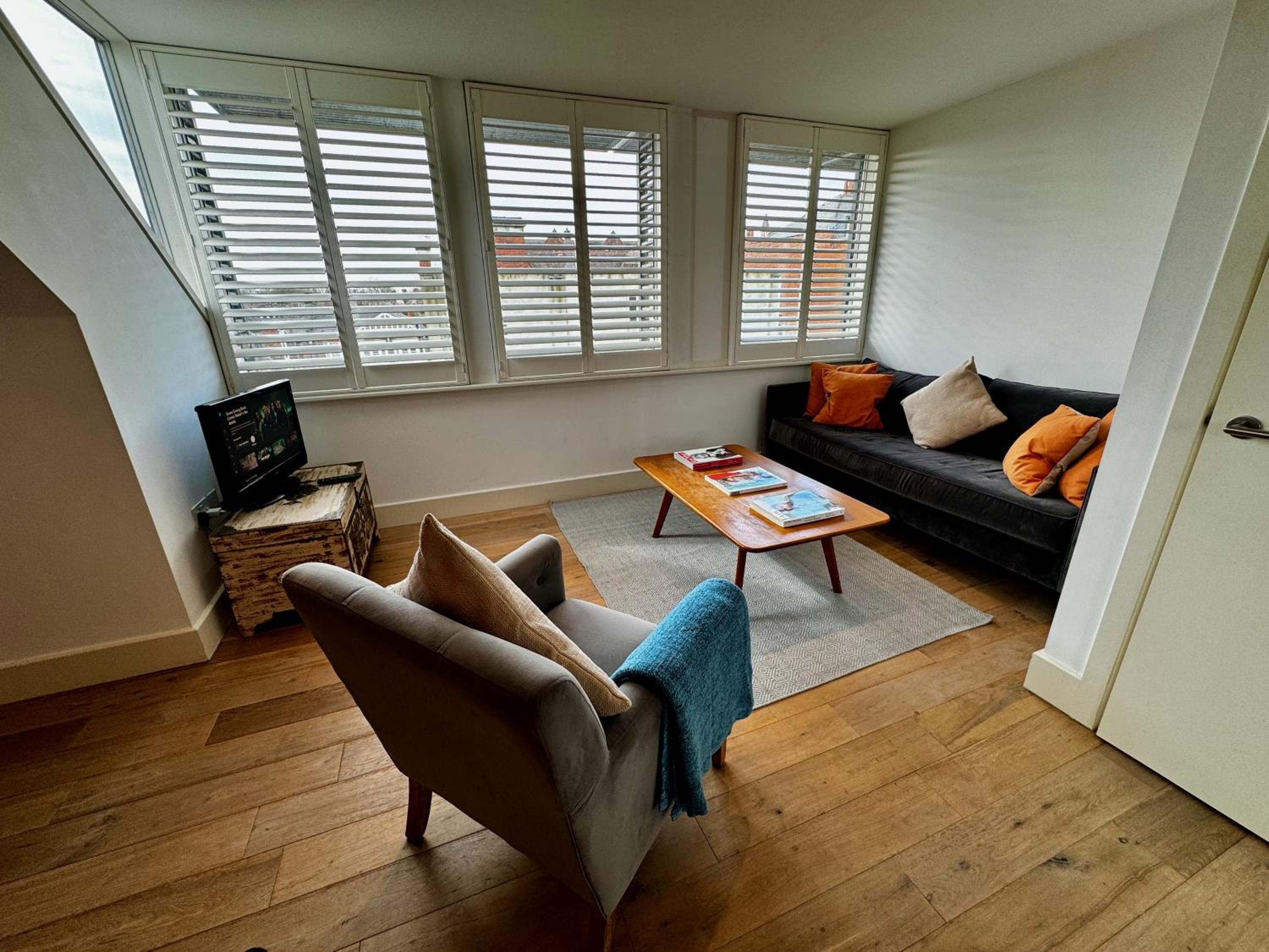 Spacious 1 Bed Flat in London