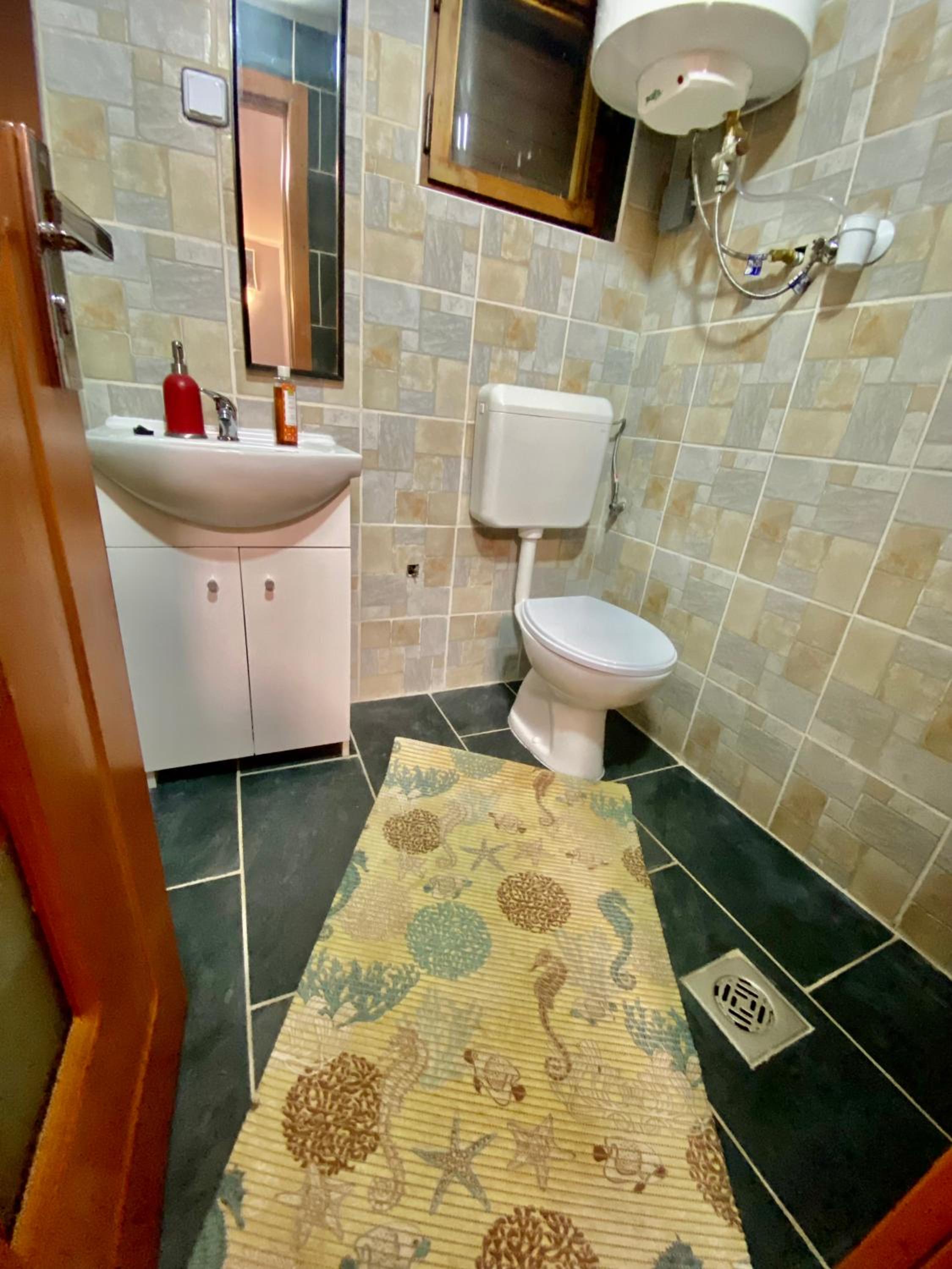 Babér Apartmanház Balatonakarattya