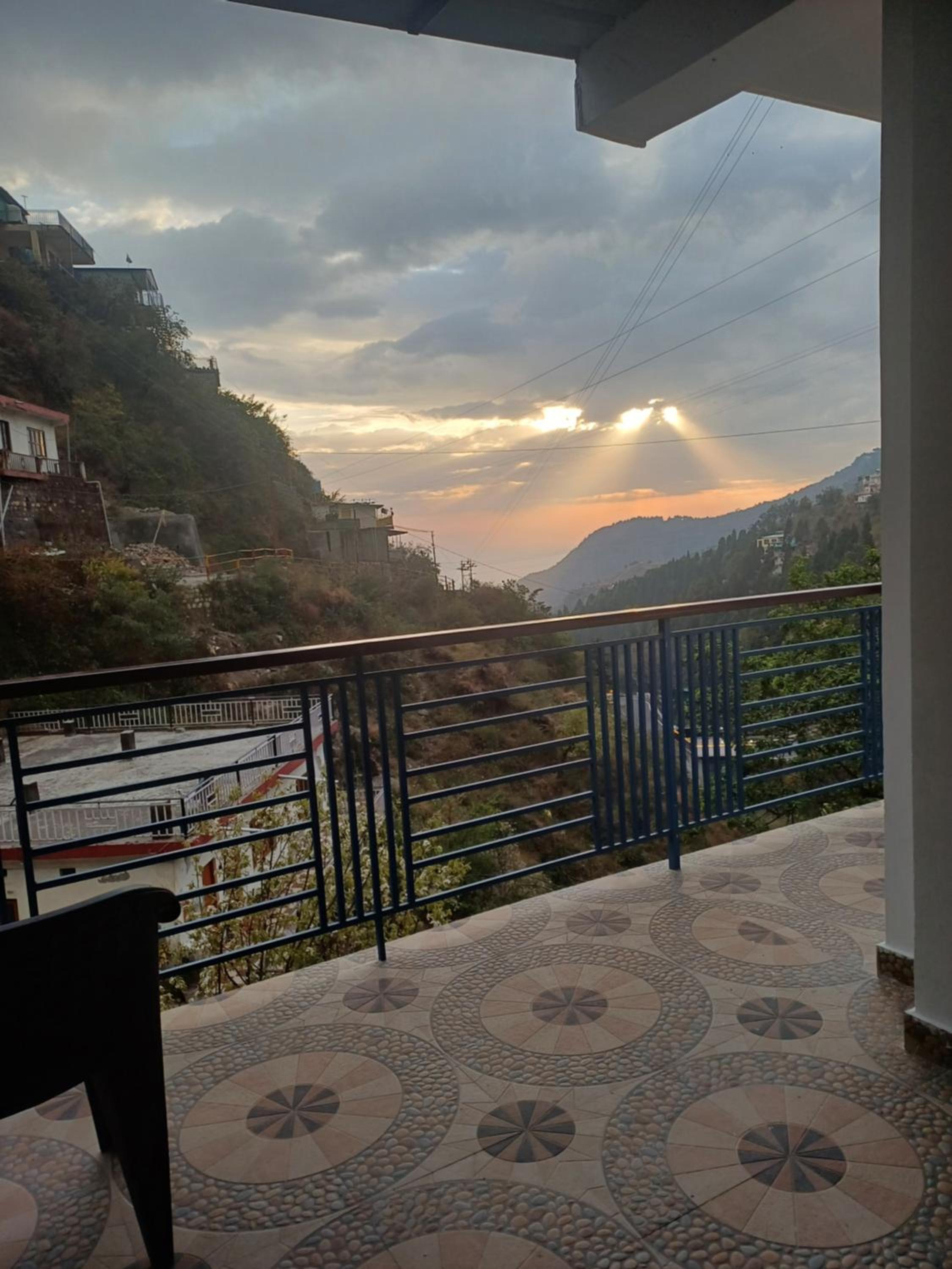 DREAM VALLEY Homestay &Cafe view 2