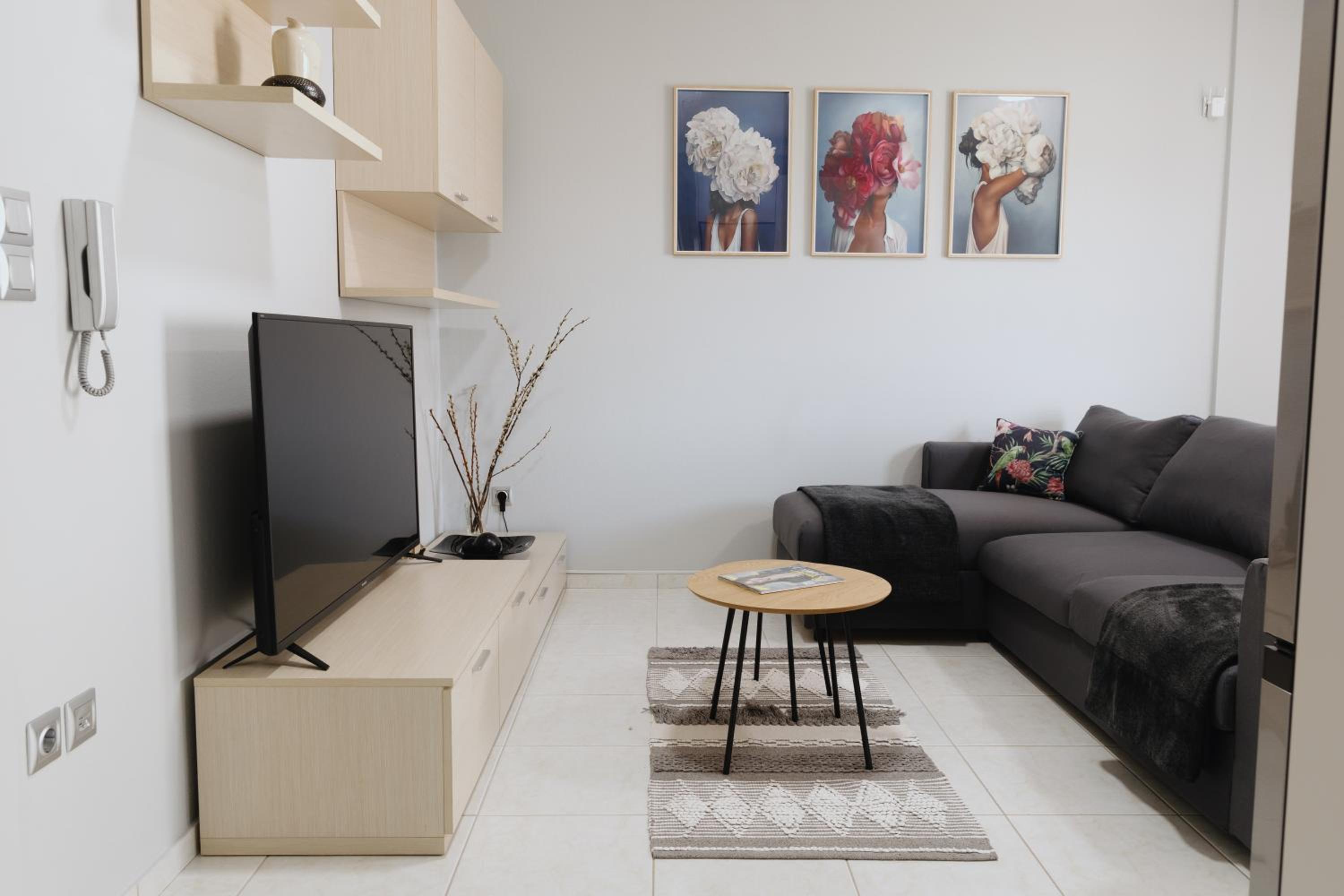 Faros Flat