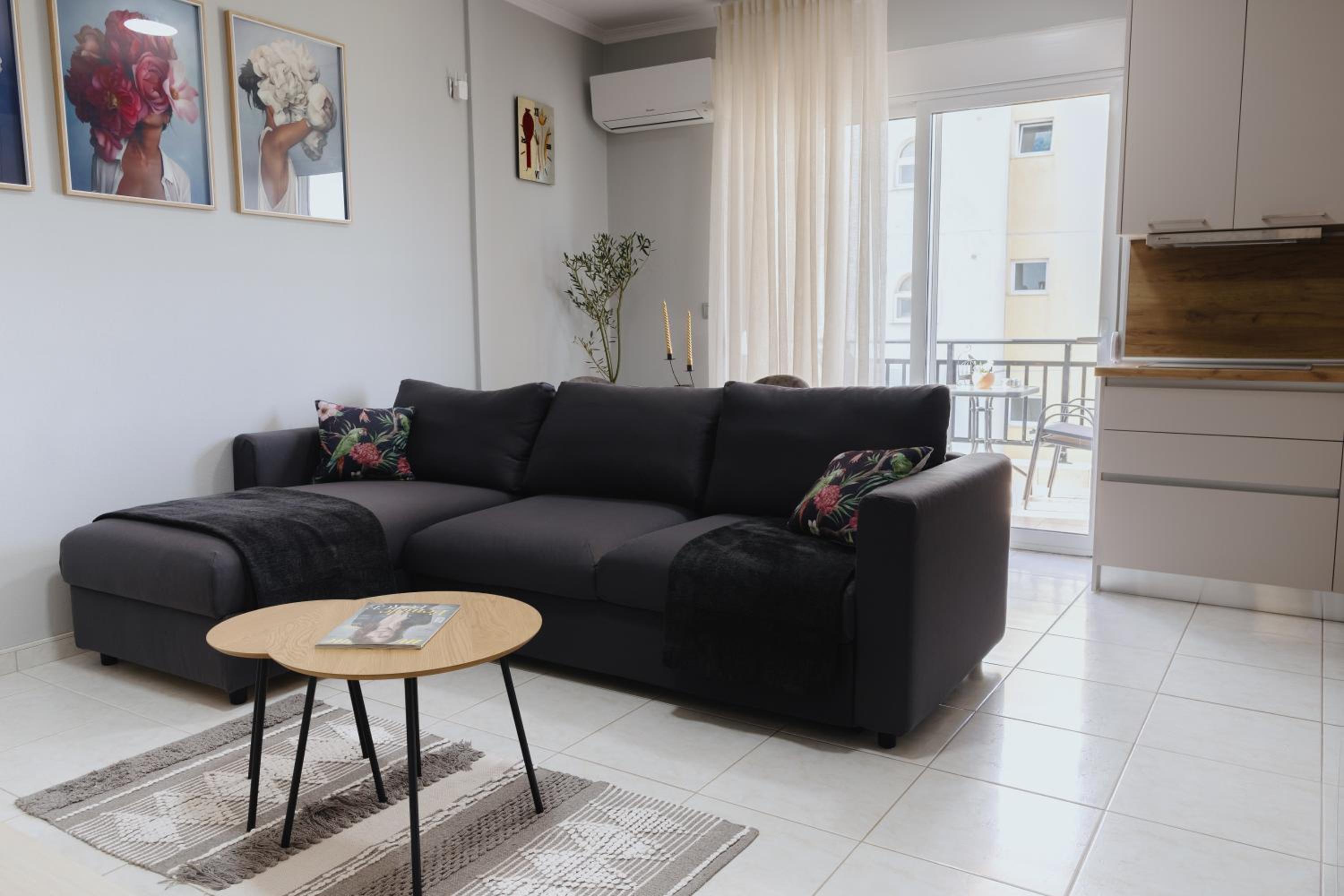 Faros Flat