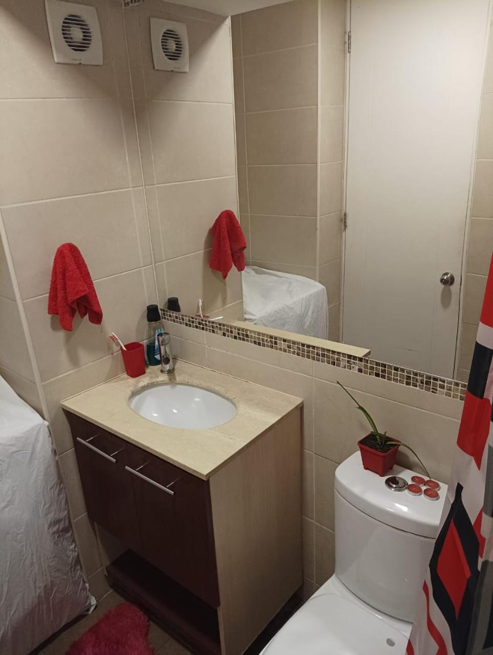Habitacion individual para Hombre - baño compartido - Centro