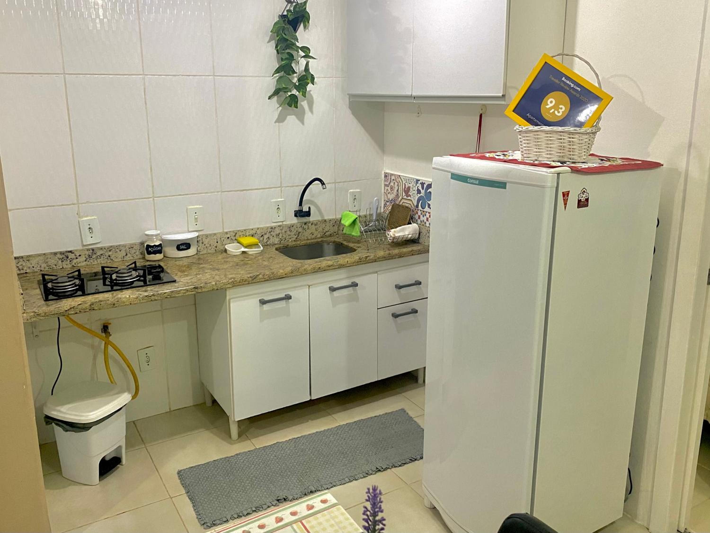 Apartamento Floripa 16 - Próximo Ao Centro, UFSC, Aeroporto e Praias