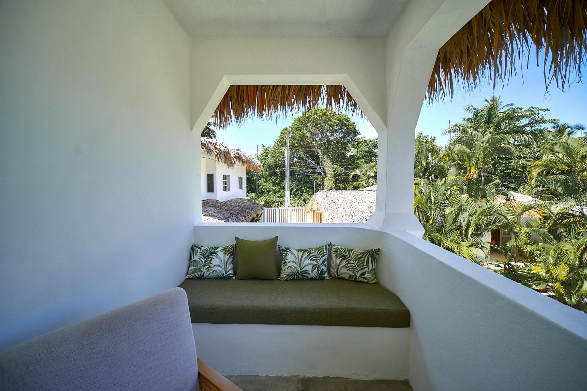 Empyrean Tropical Wellness Portillo