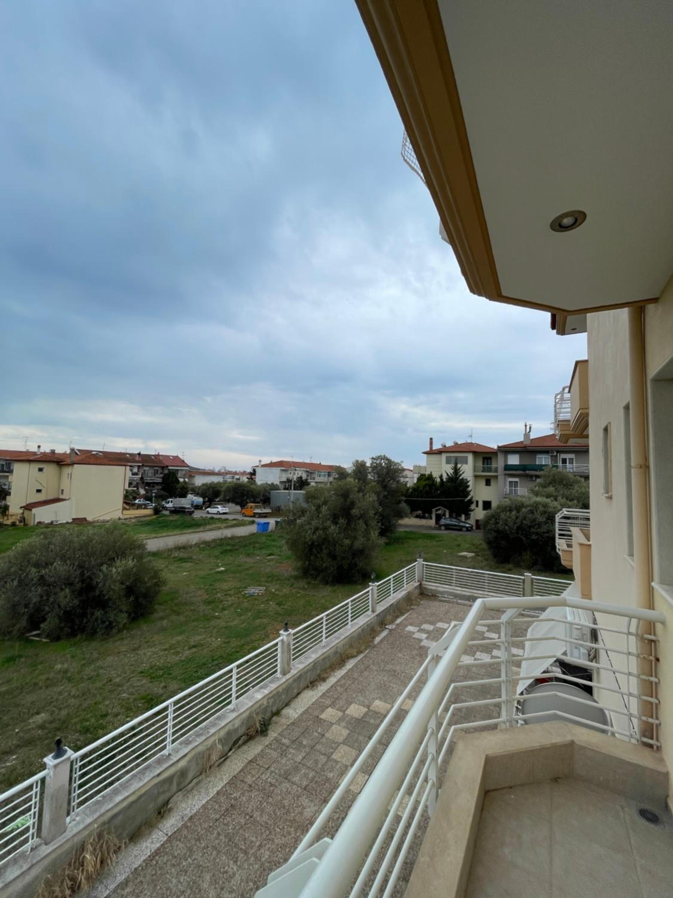 Modern Elegance apartment in Nea Moudania Chalkidiki view 3