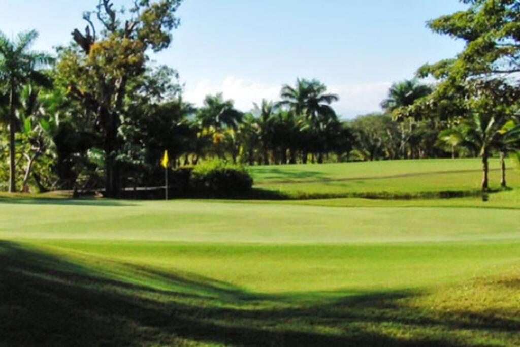 2Bdr Condo - Los Delfines Golf & Country Club - Large Patio - Beach of Playa Tambor - 24 hrs security