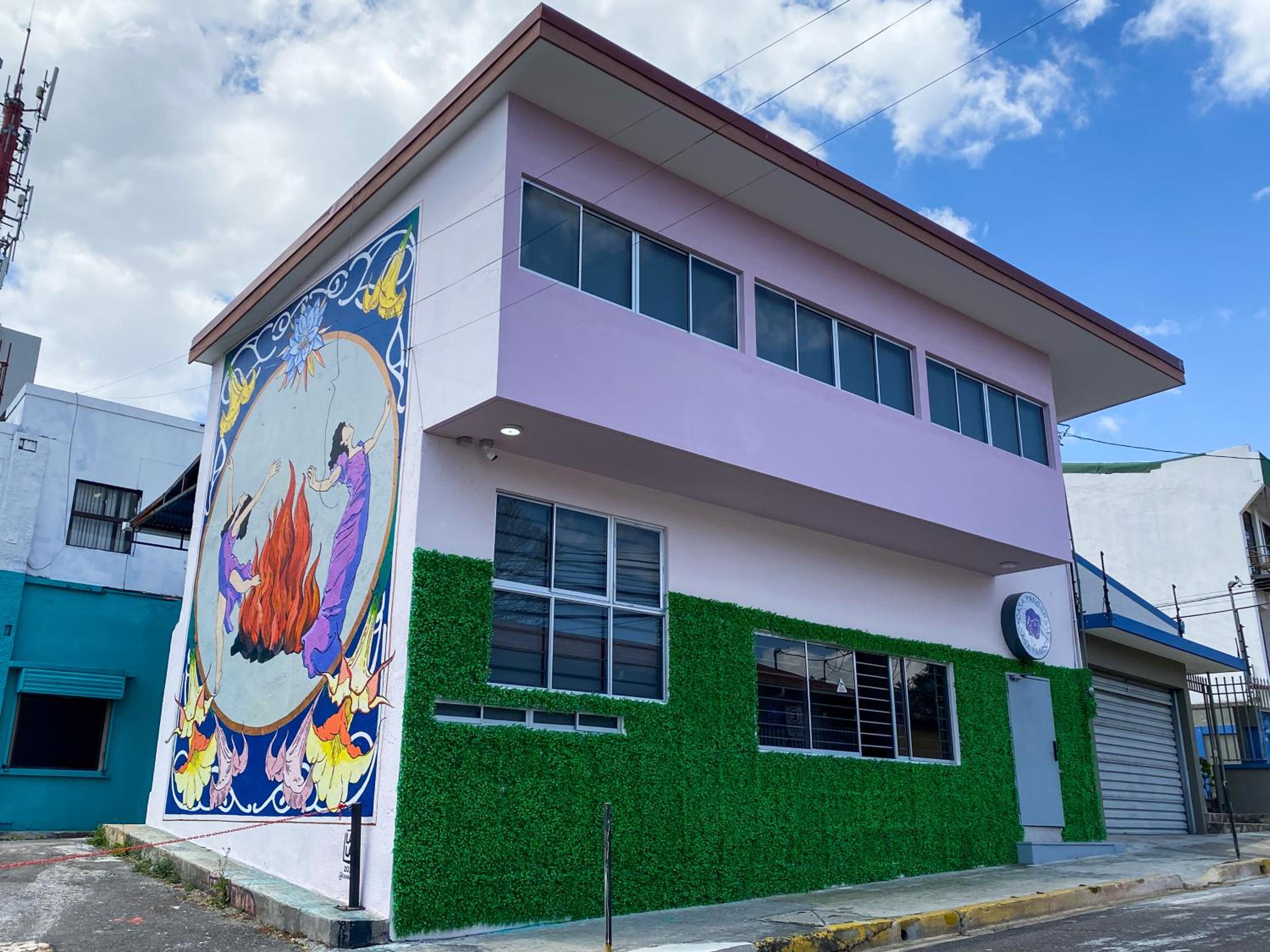 Casa Pandora Hostel Women Only