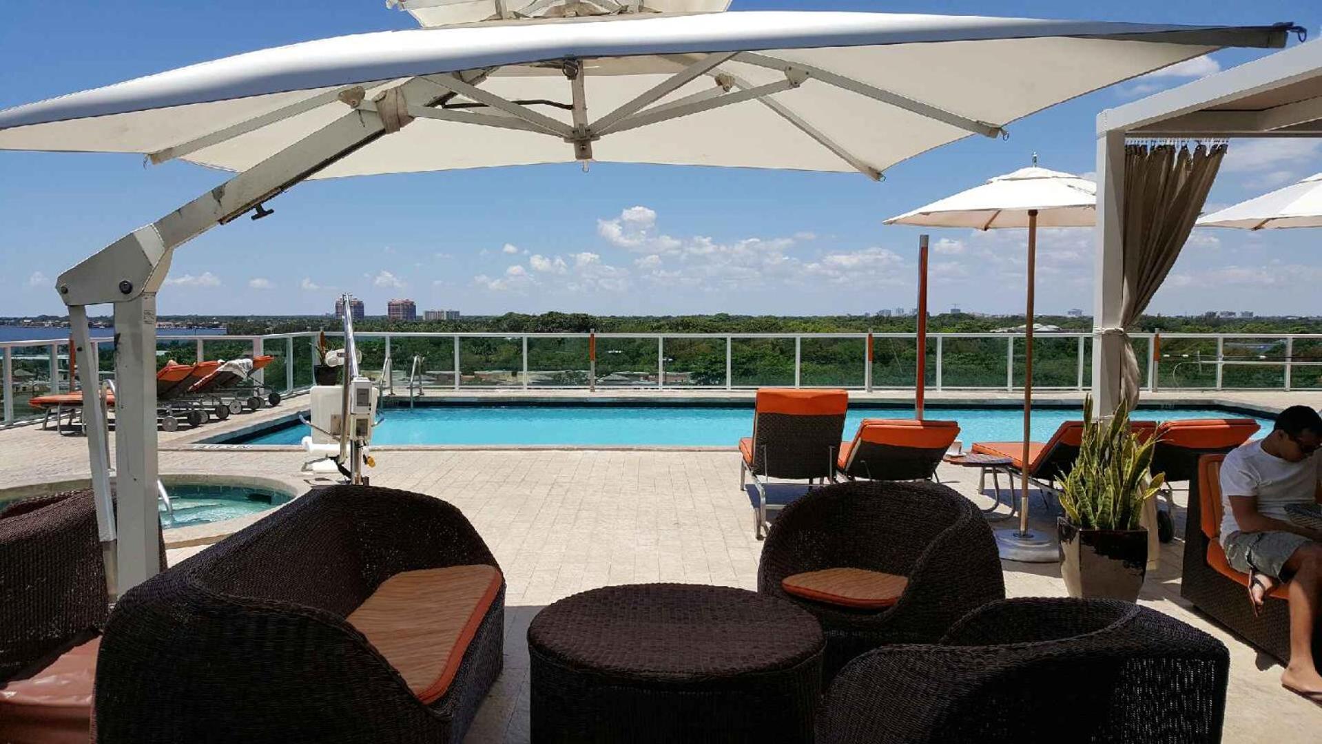 Connecting Rooms-Coconut Grove 10th Floor- Parking Included