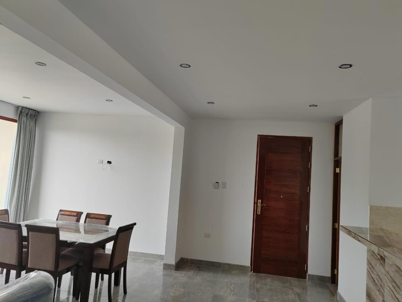 Moderna casa de campo con áreas verdes en condominio residencial ¨ La Hacienda¨
