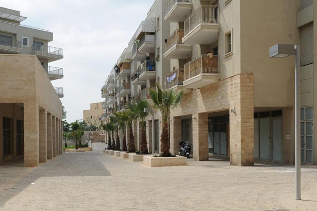 Stylish & Cozy 2 bedroom in the heart of Yafo view 5