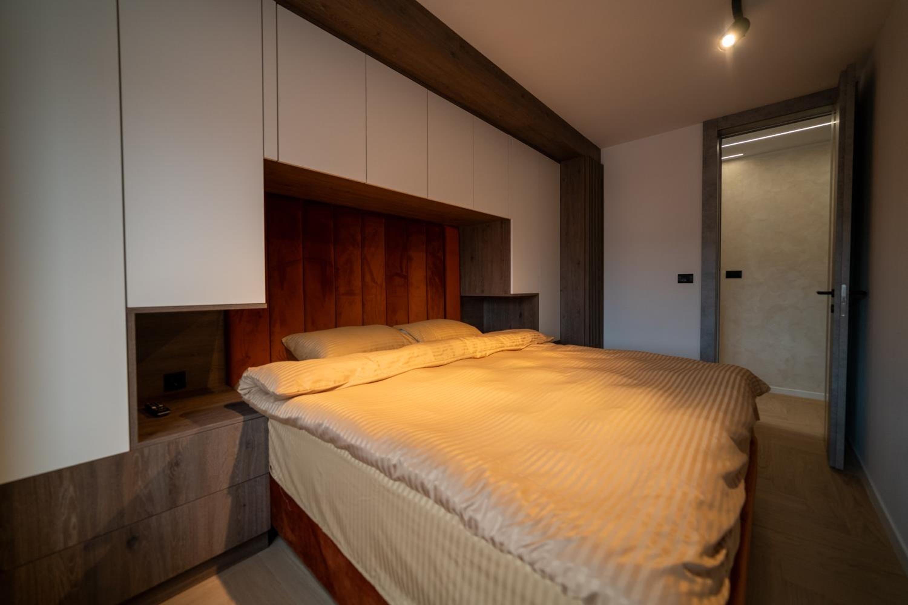 First Class Apartment