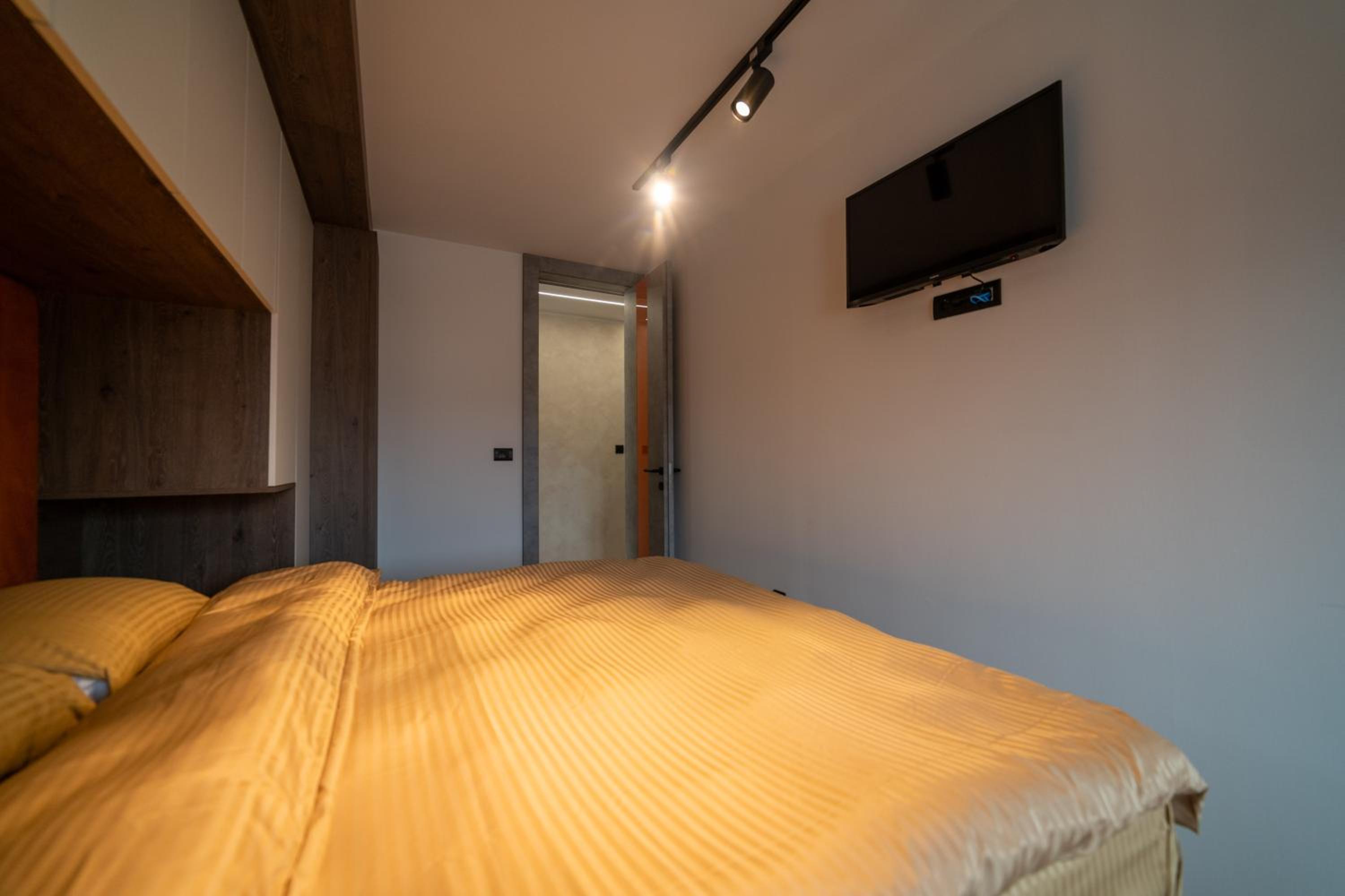 First Class Apartment