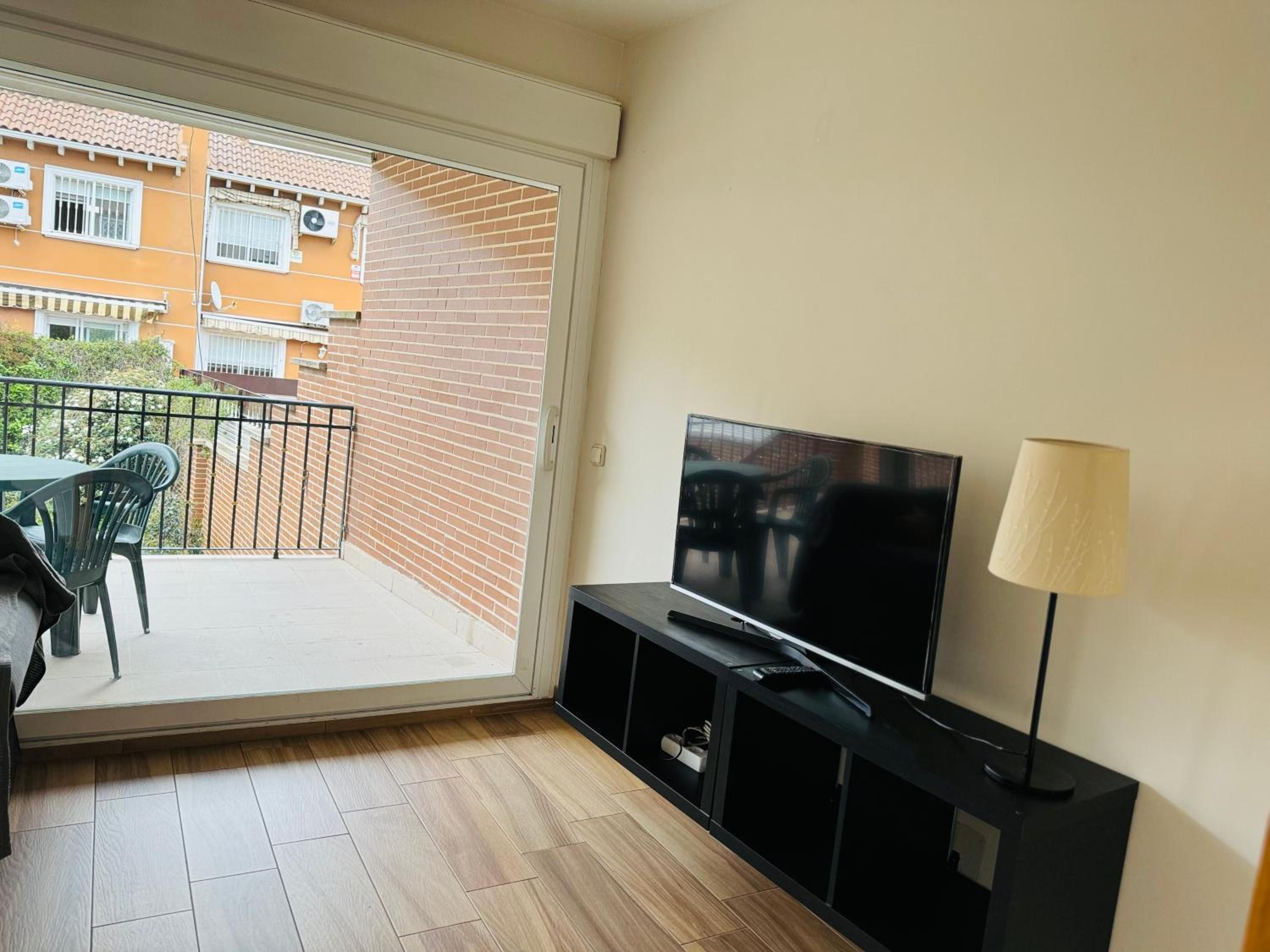 Chalet IFema 5 Habitaciones 4 baños, parking free view 5