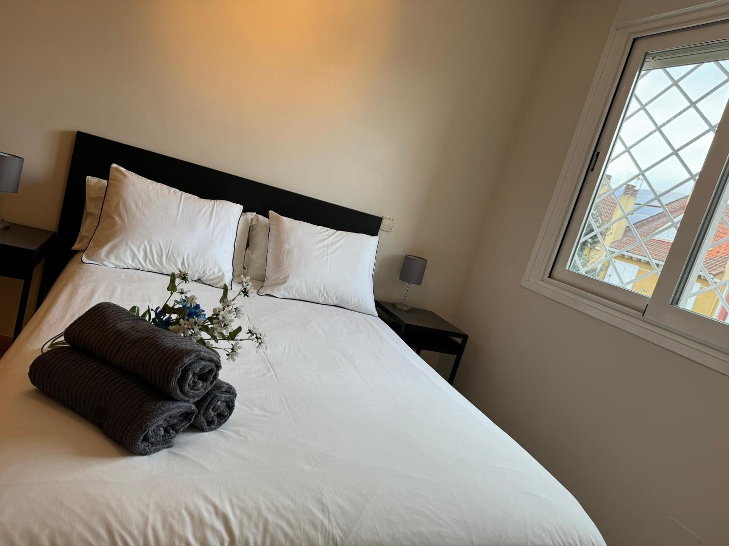 Chalet IFema 5 Habitaciones 4 baños, parking free view 4