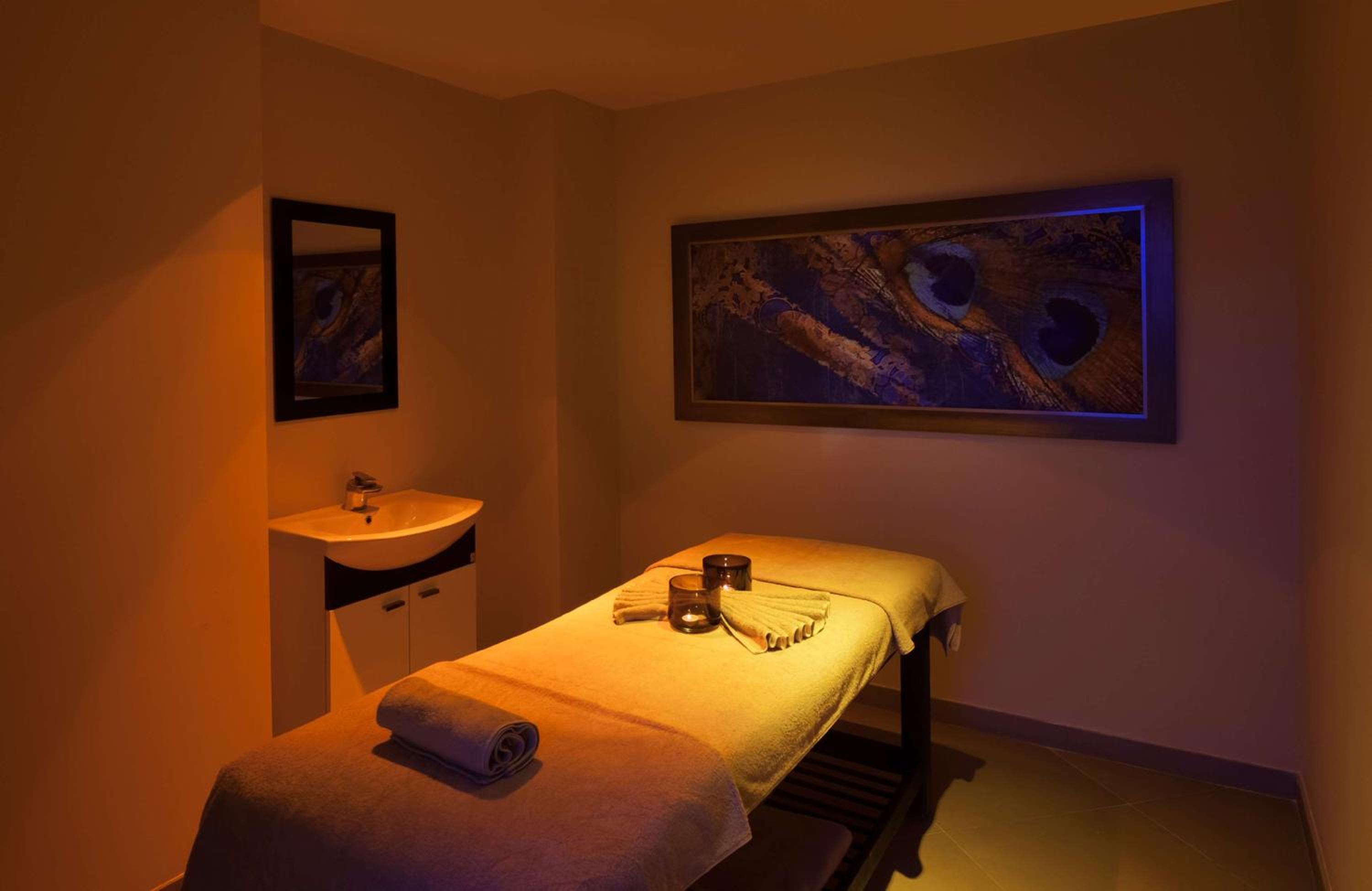 DoubleTree by Hilton Istanbul - Sirkeci - Image 108