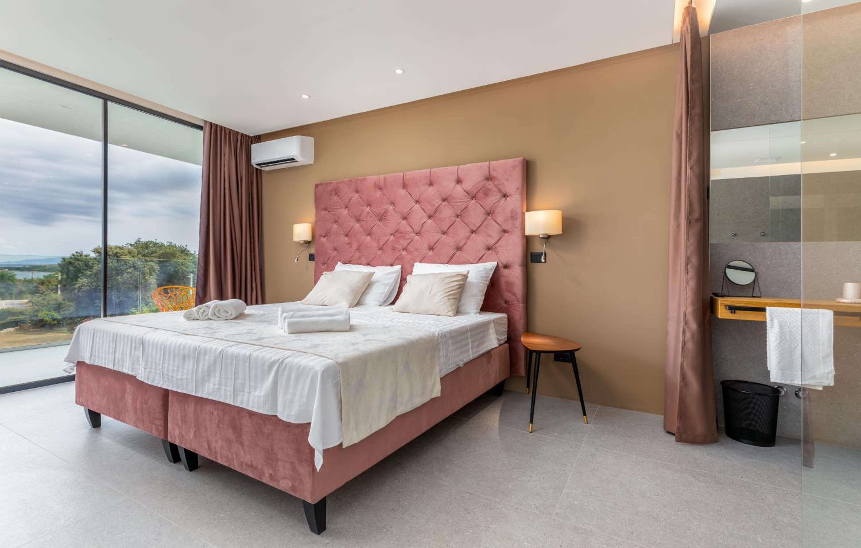 Photo 39
