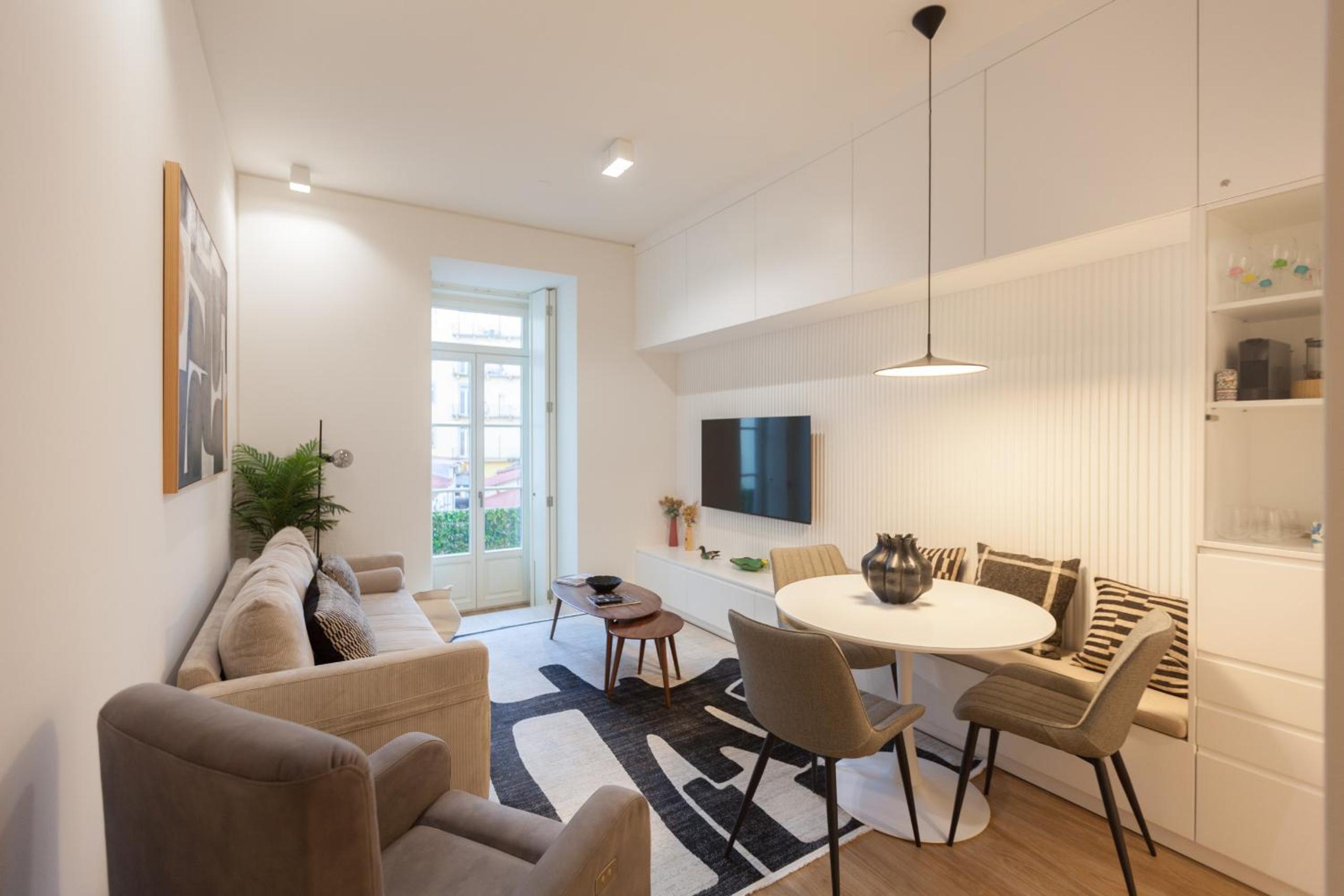 FLH Cais Sodré Chic Urban Flat with Balcony view 4