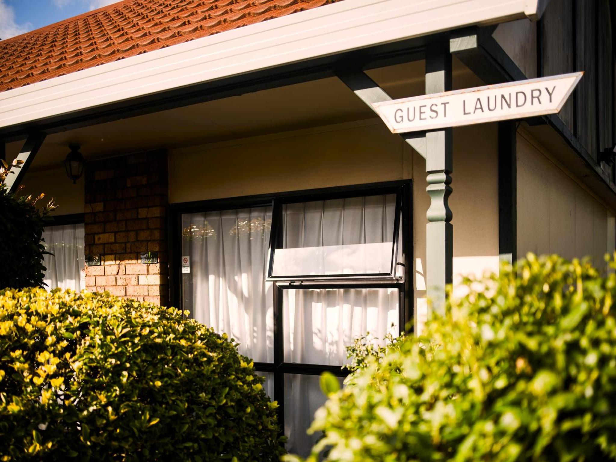 Tudor Court Motor Lodge — photo 45