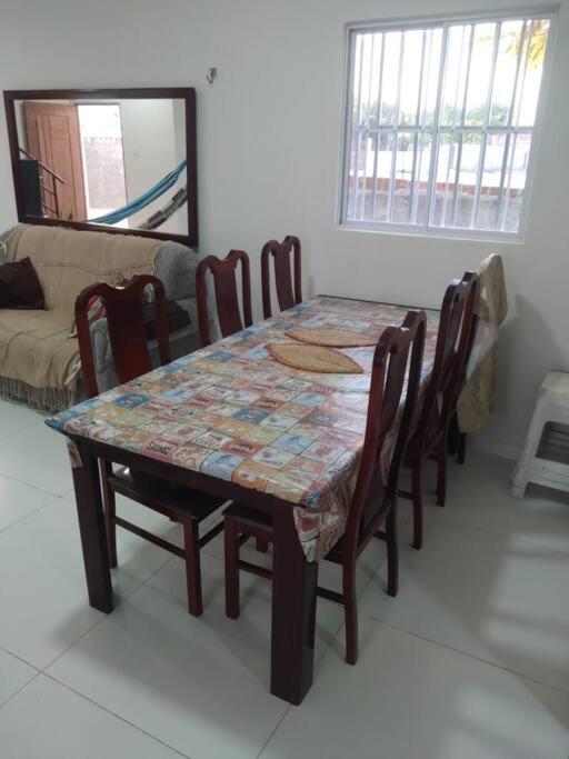 Casa duplex com terraço e vista pro mar