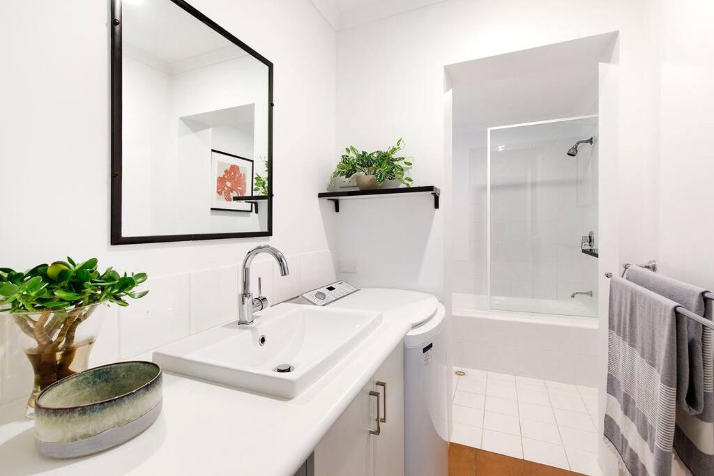 Little House on the Hill, Pet Friendly & New Pool