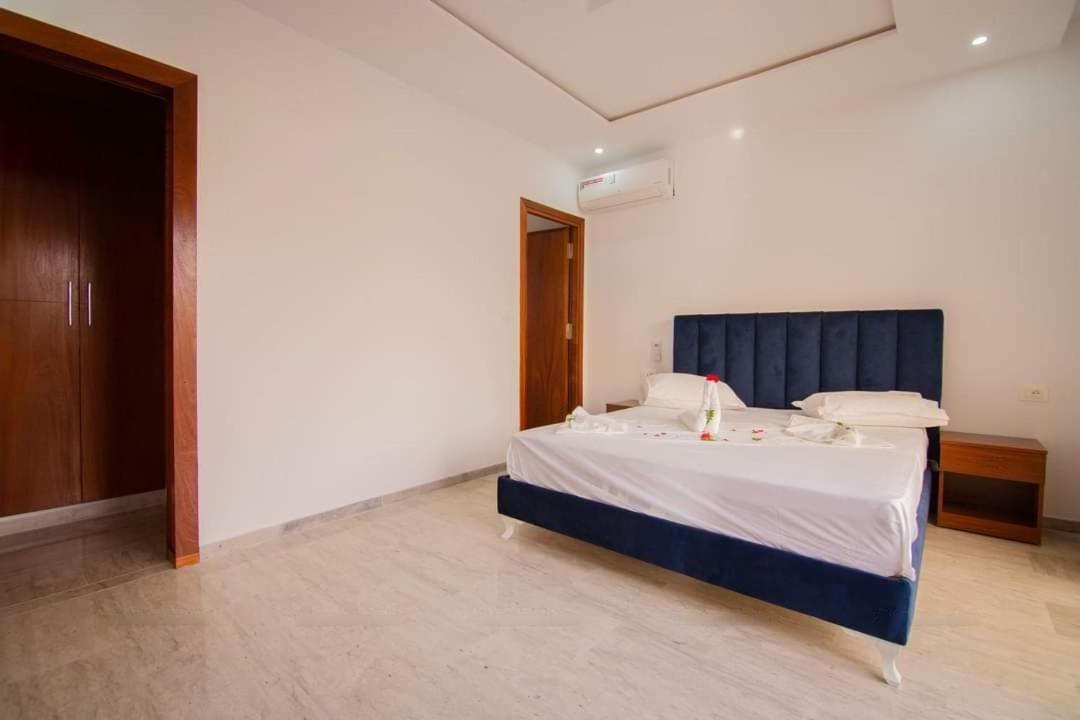 Villa Belle Vue à 200 mètres de la plage , sans vis avis view 4