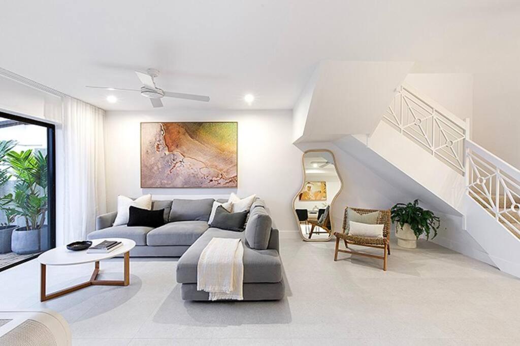 Sunrise Luxury Beach Retreat Pooch Friendly