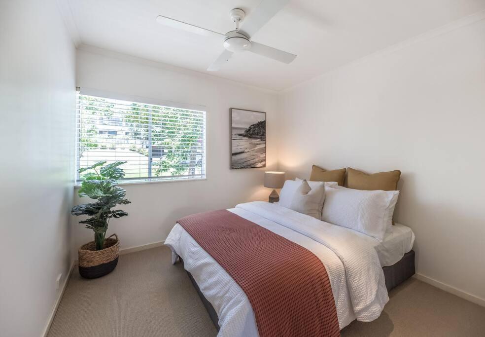 Heart of Sunshine Spacious Apt Pool and Garden