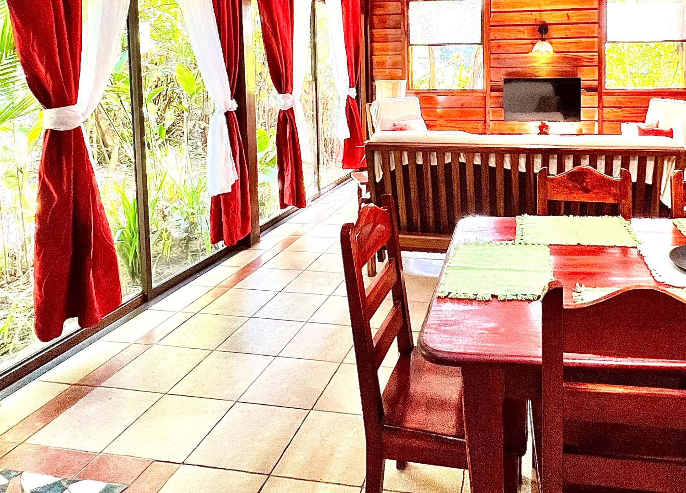 Villa Elita Cocles Jacuzzi&Pool