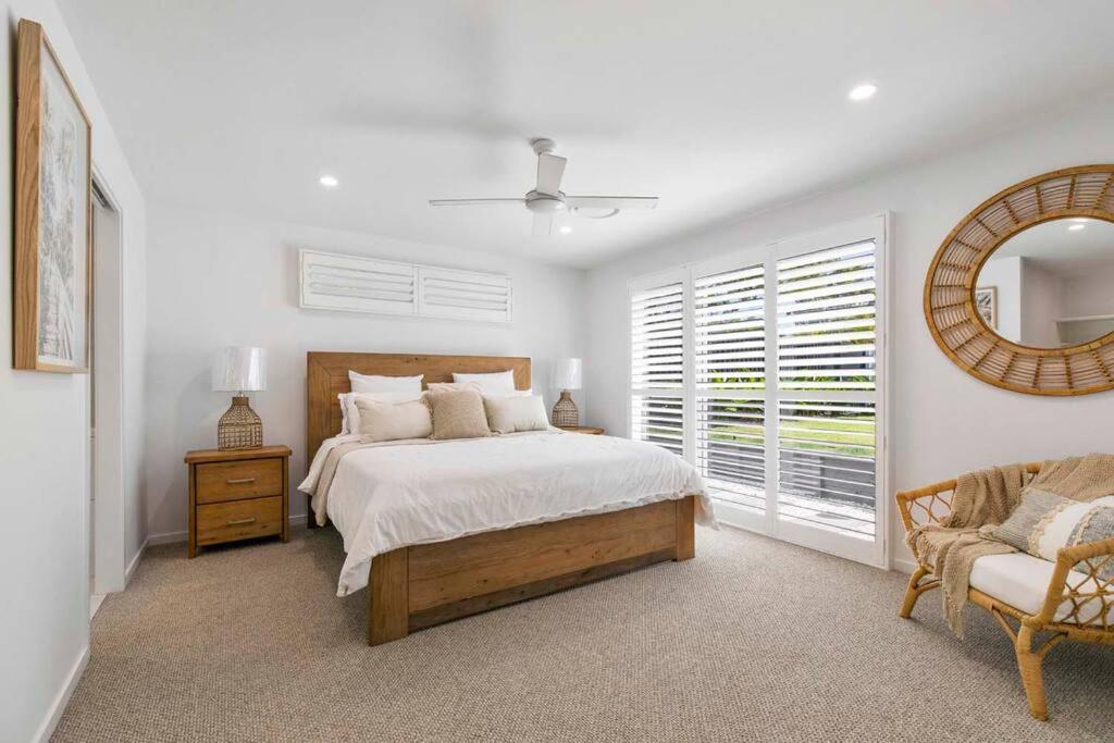 Paradise on Pacific ~ New Sunshine Beach Luxe Home