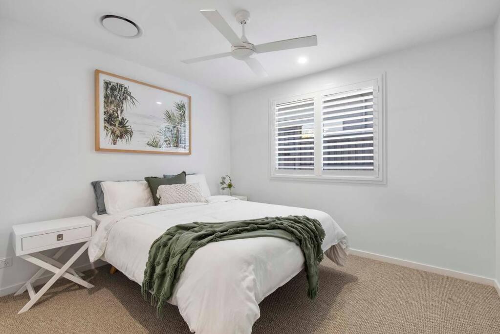Paradise on Pacific ~ New Sunshine Beach Luxe Home