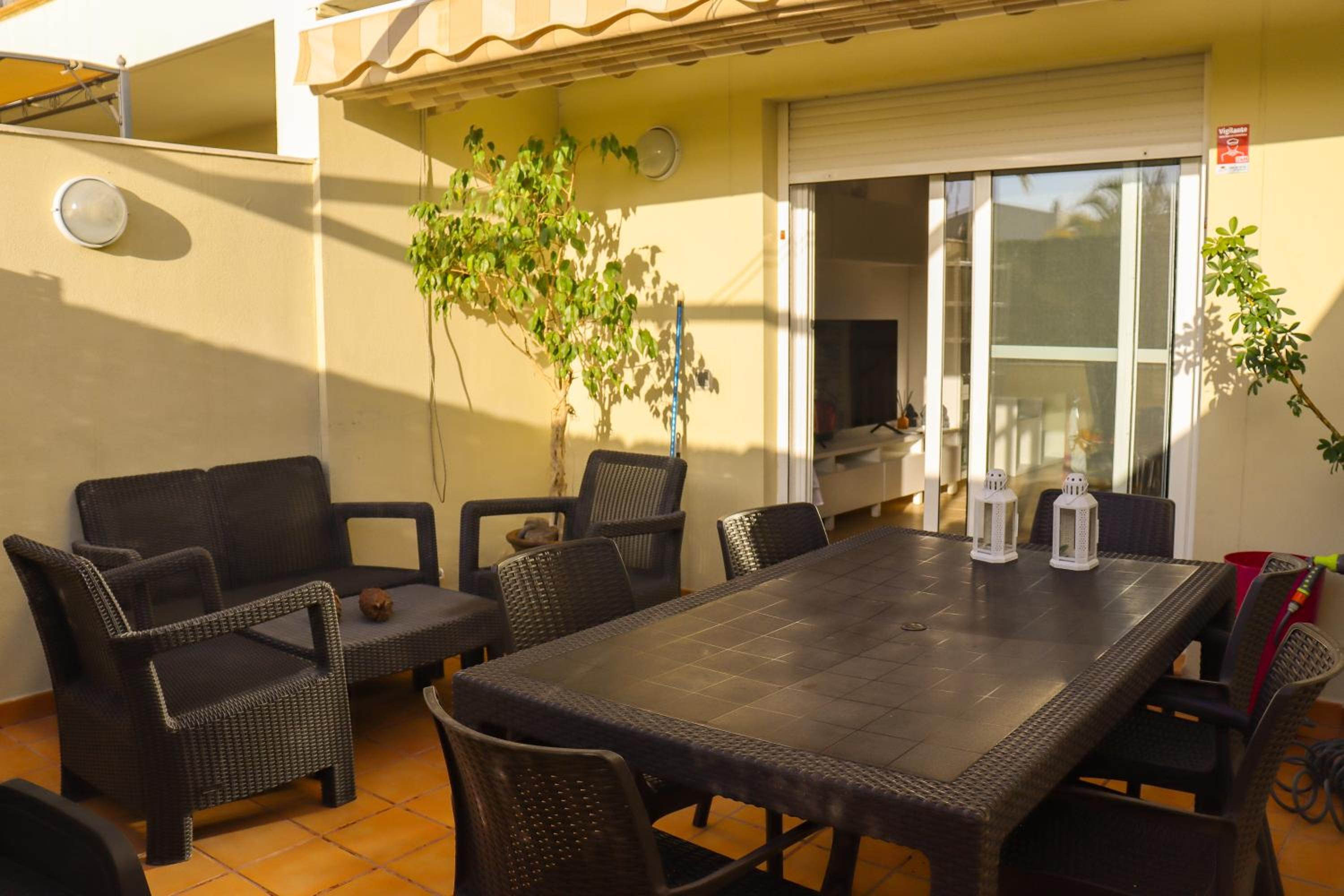 Cozy Villa Oasis Vista Mare
