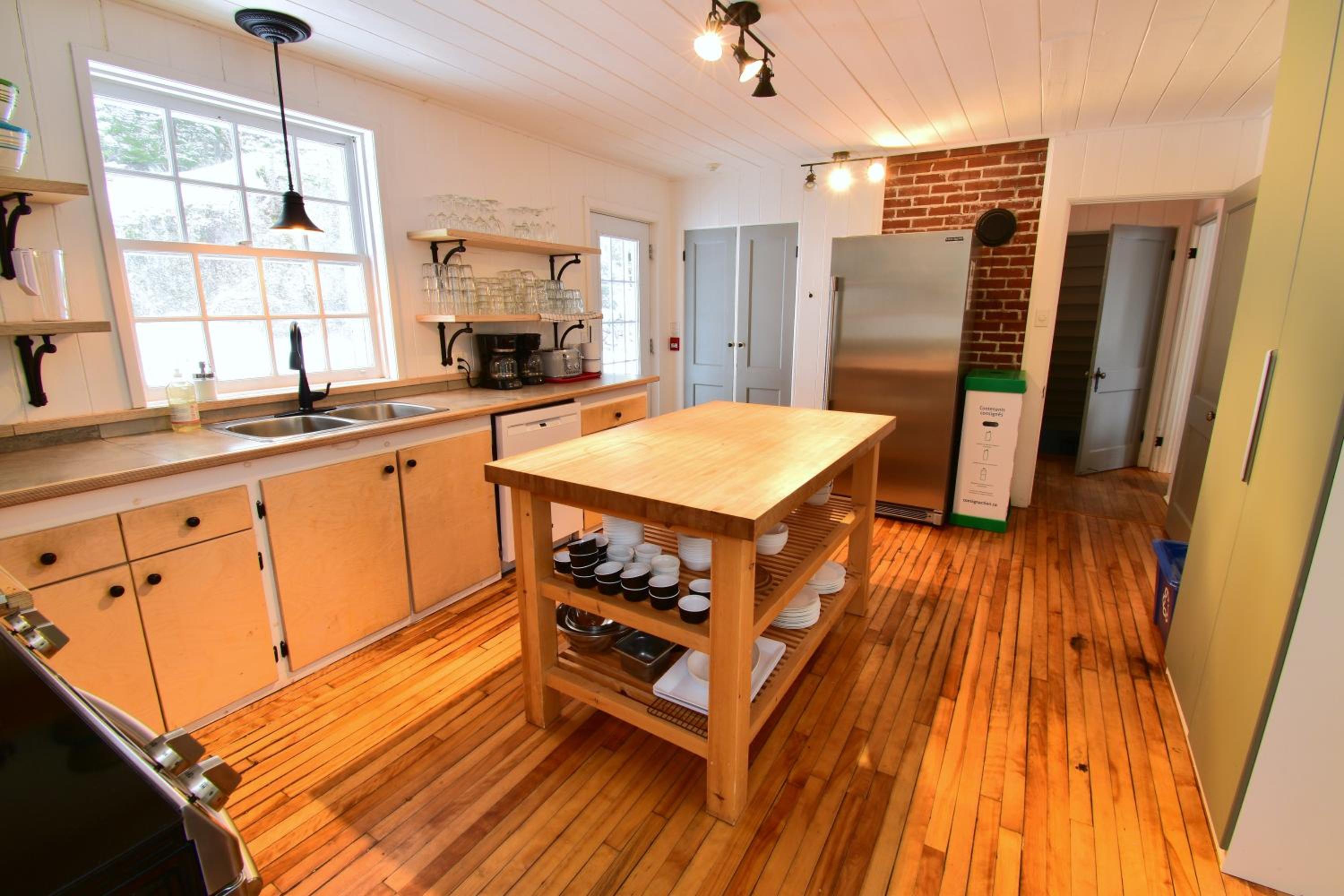 Le Partage Lodge: Destination plein air et sociale