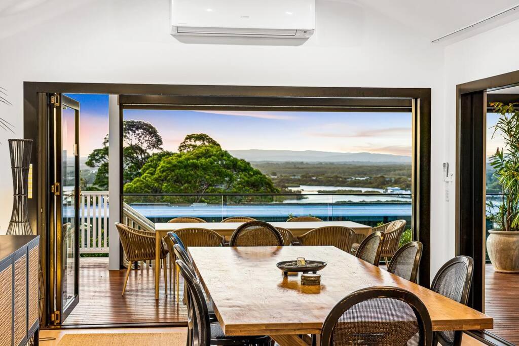 Sunset Lagoon Noosa Luxury with Stunning Views