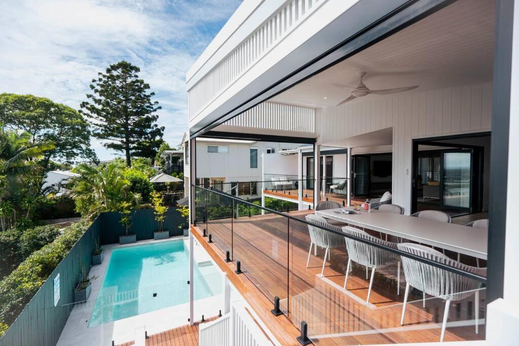 Sunset Lagoon Noosa Luxury with Stunning Views