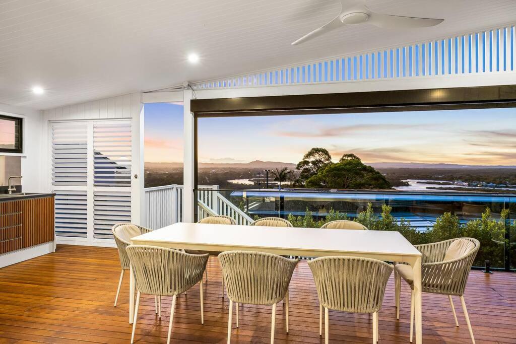 Sunset Lagoon Noosa Luxury with Stunning Views